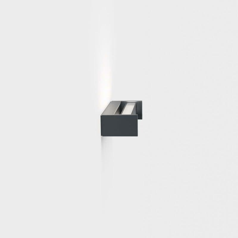 IP44.de slat one Beispiel schwenkbarer Lichtbalken