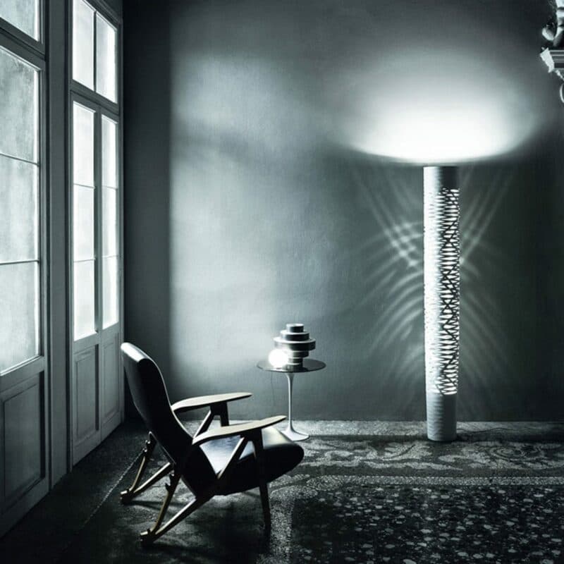 Foscarini Stehleuchte Tress Grande LED Weiß Wohnbeispiel