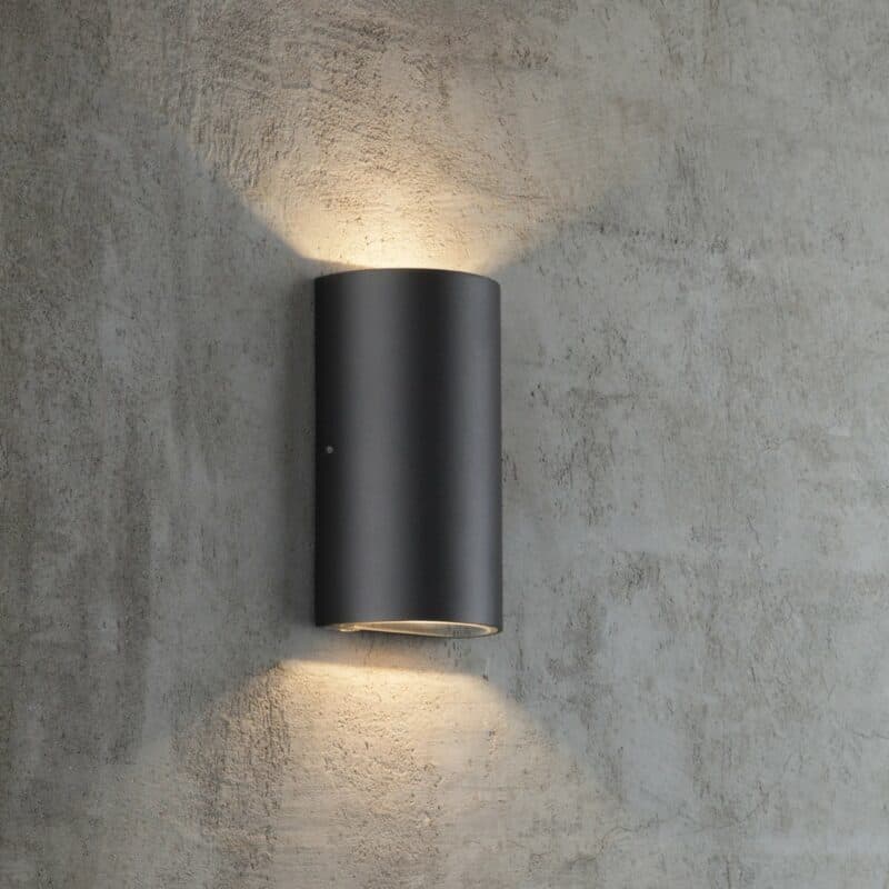 Nordlux Wandaußenleuchte Rold Round in Schwarz Wohnbeispiel