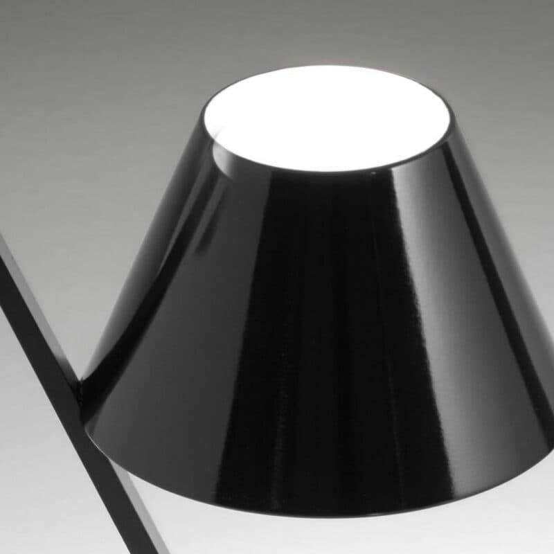 Artemide Tischleuchte La Petite Schwarz Detail Leuchtenschirm