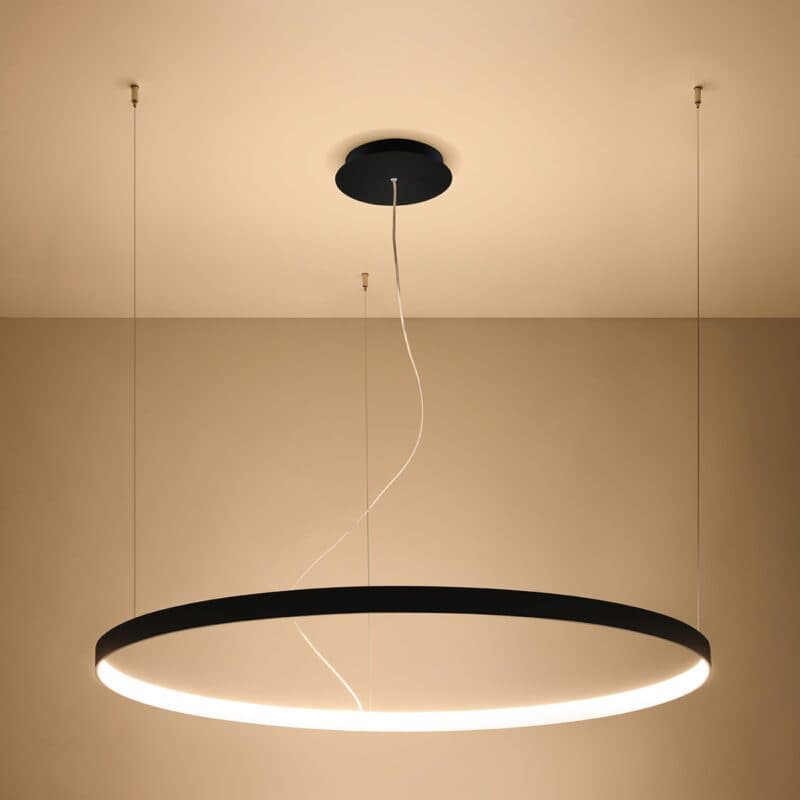 Liadomo Kronleuchter Skilo Schwarz 110 cm eingeschaltet warmweiße Lichtfarbe
