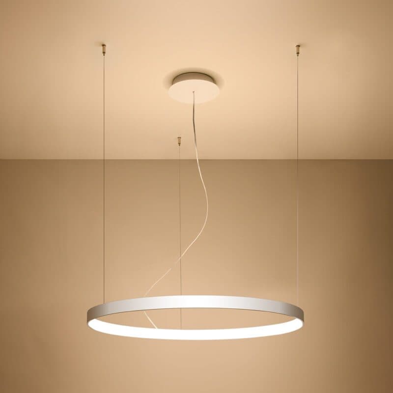 Liadomo Kronleuchter Skilo Weiß 78 cm eingeschaltet warmweiße Lichtfarbe