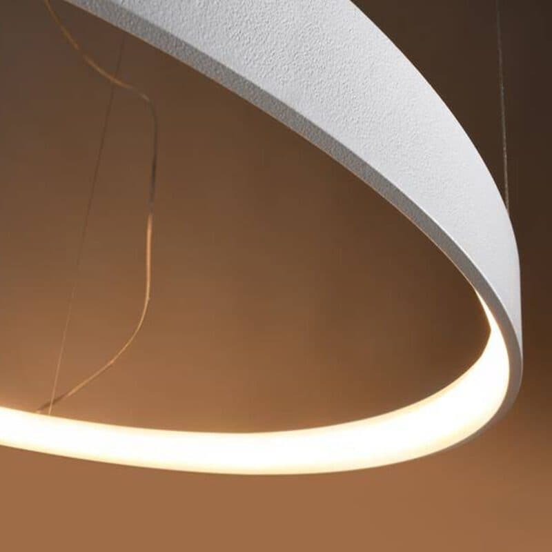 Liadomo Kronleuchter Skilo Weiß eingeschaltet warmweiße Lichtfarbe