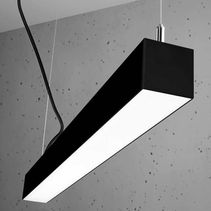 Sollux Pendelleuchte Pinne in Schwarz mit 67 cm Länge Detailansicht