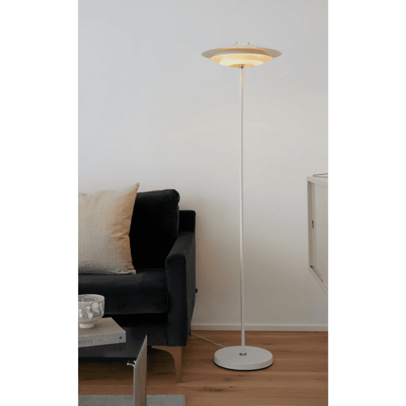 Nordlux Stehleuchte Bretagne in Weiß Wohnbeispiel