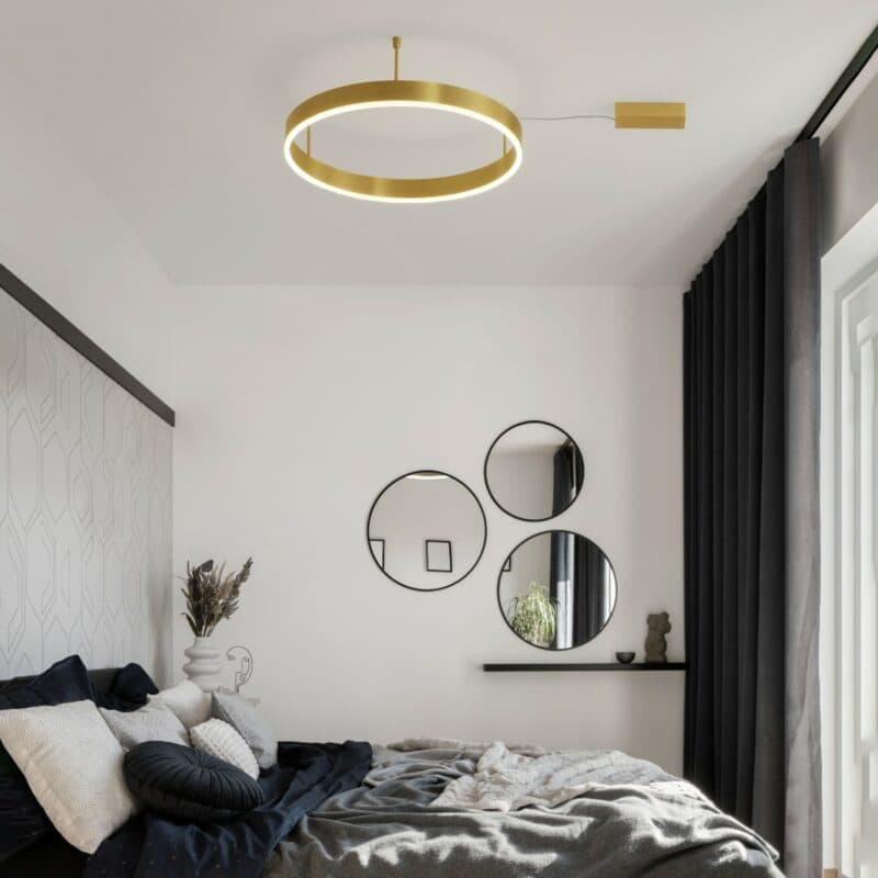 Nova Luce Deckenleuchte Motif in Gold mit 60 cm Wohnbeispiel