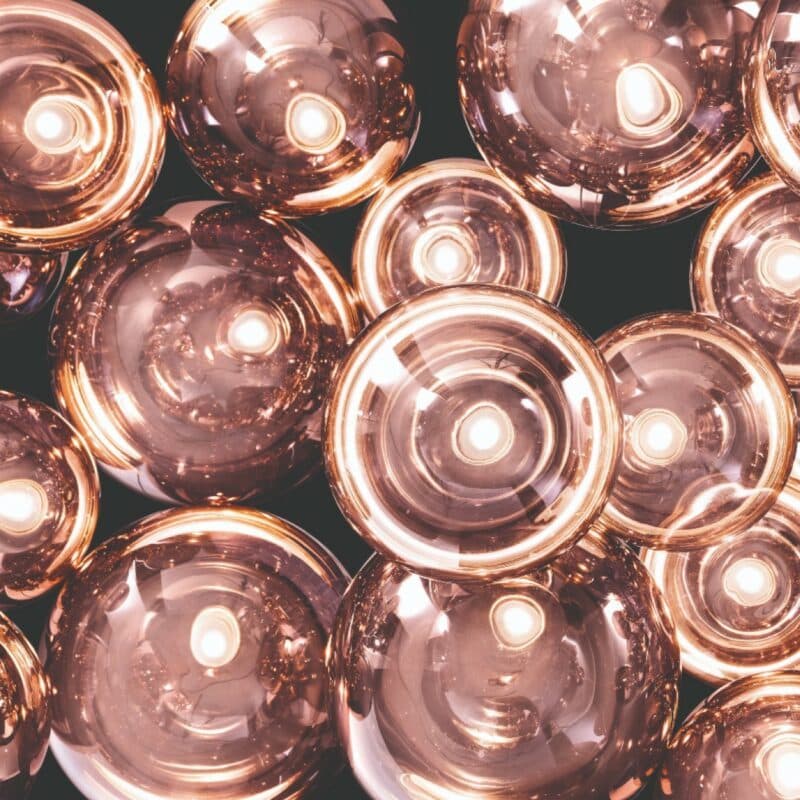 Lodes Pendelleuchte Random in Roségold Detailansicht