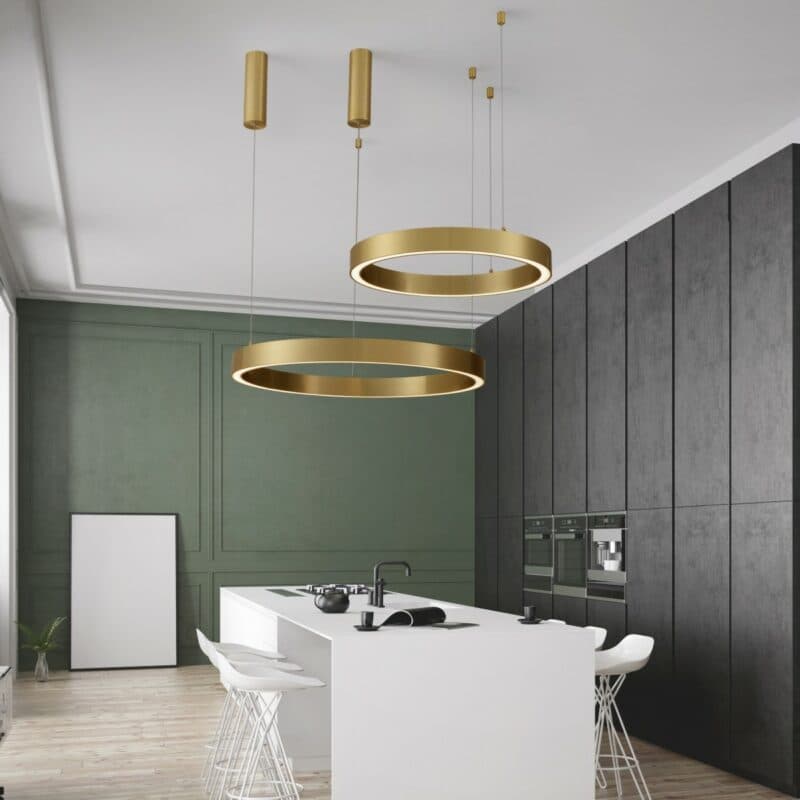 Nova Luce Pendelleuchte Sting in Gold mit 80 cm Wohnbeispiel