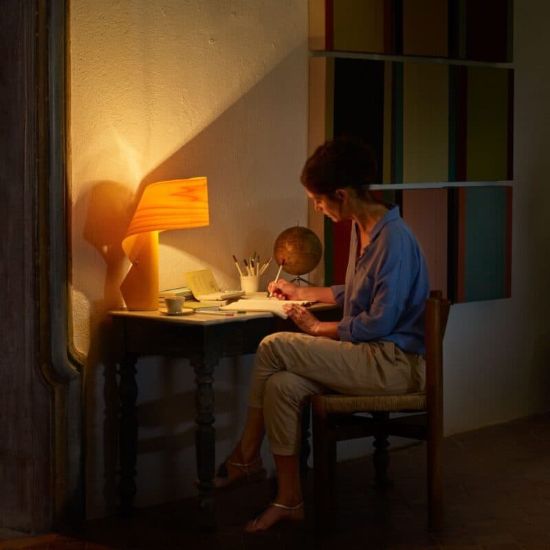 LZF Tischleuchte Air Yellow Wohnbeispiel