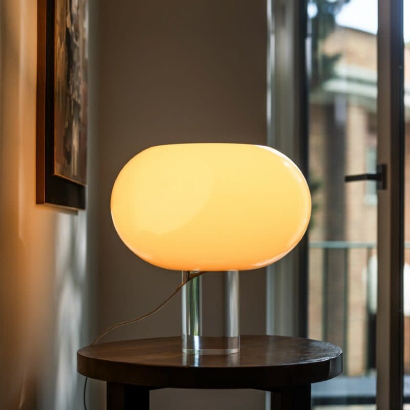 Foscarini Tischleuchte Buds 2 in Puder Wohnbeispiel