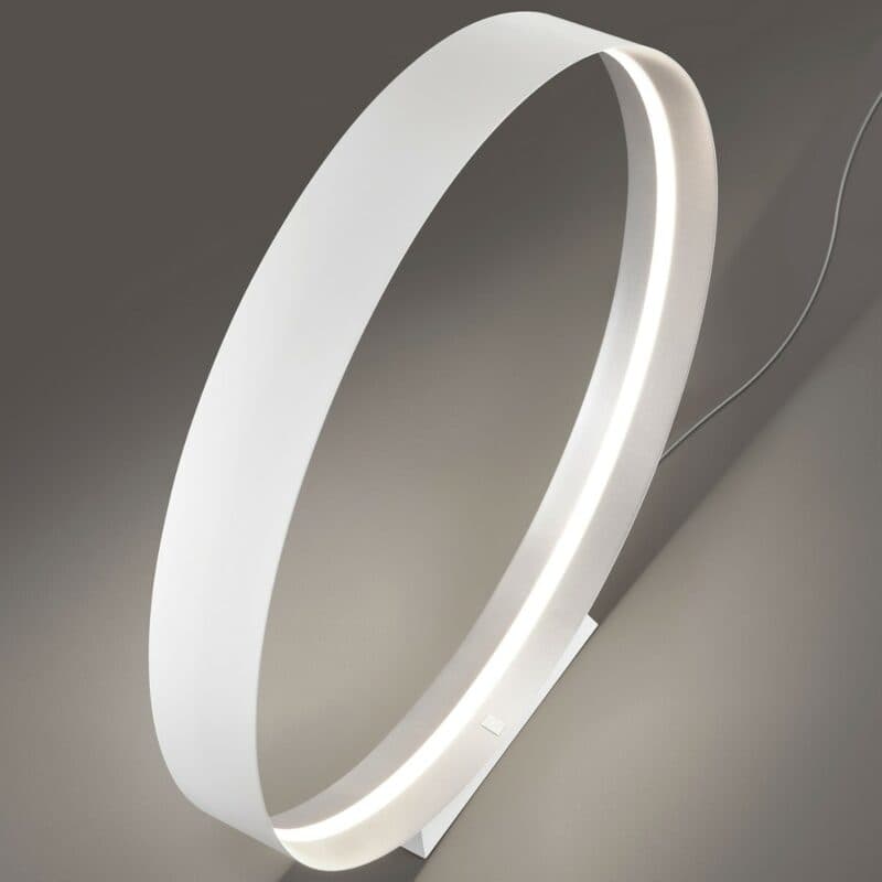 Musterring Tischleuchte Loop in Weiß mit 75 cm Wohnbeispiel