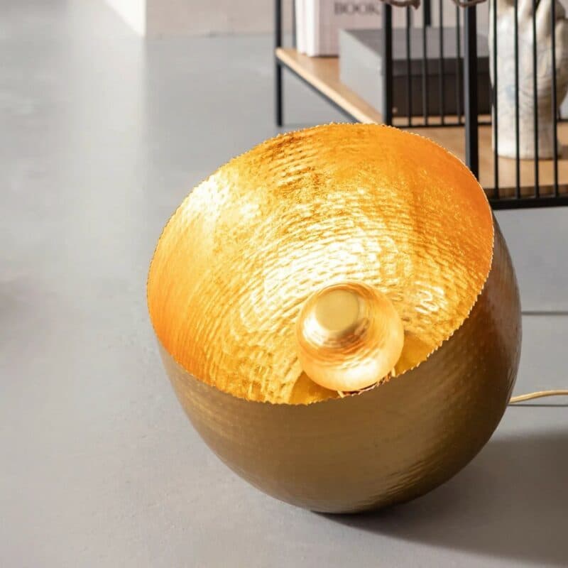 Kare Bodenleuchte Apollon mit 35 cm Wohnbeispiel