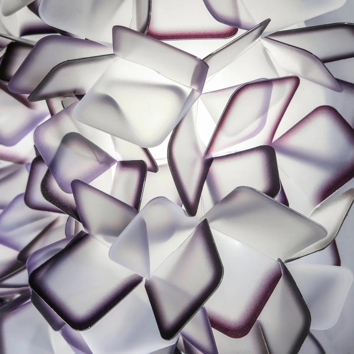 Slamp Wand- und Deckenleuchte Clizia Medium Violett Detail Leuchtenschirm
