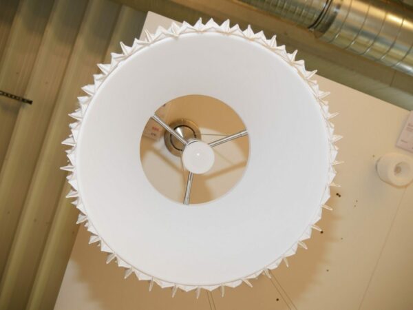 Serien Lighting Pendelleuchte Gentle Ansicht von unten