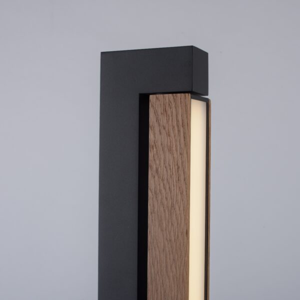Paul Neuhaus Stehleuchte Pure-Lines Holz natur Detail Body
