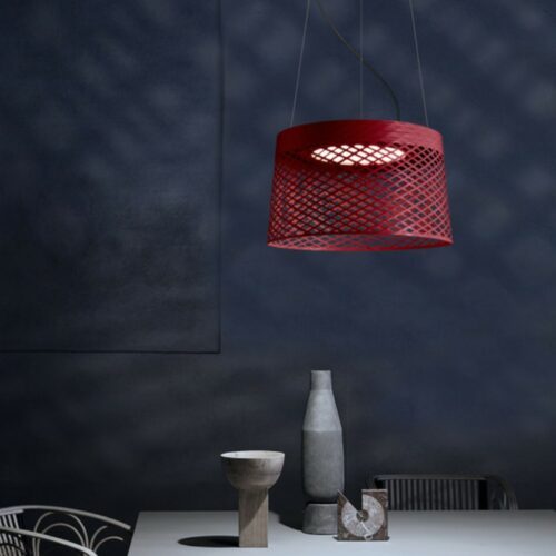 Foscarini Pendelleuchte Twiggy Grid Outdoor in Karminrot Ambientebeispiel